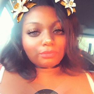 Meet your Posher, Katelyn